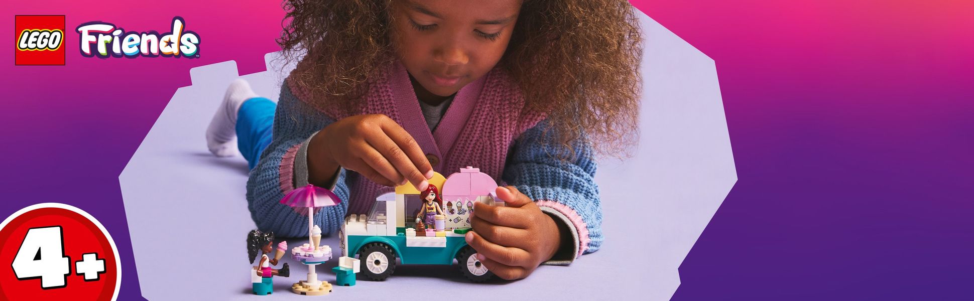 This building kit helps kids learn to build and comes with an ice cream truck, 2 minidolls and accessories for creative play.