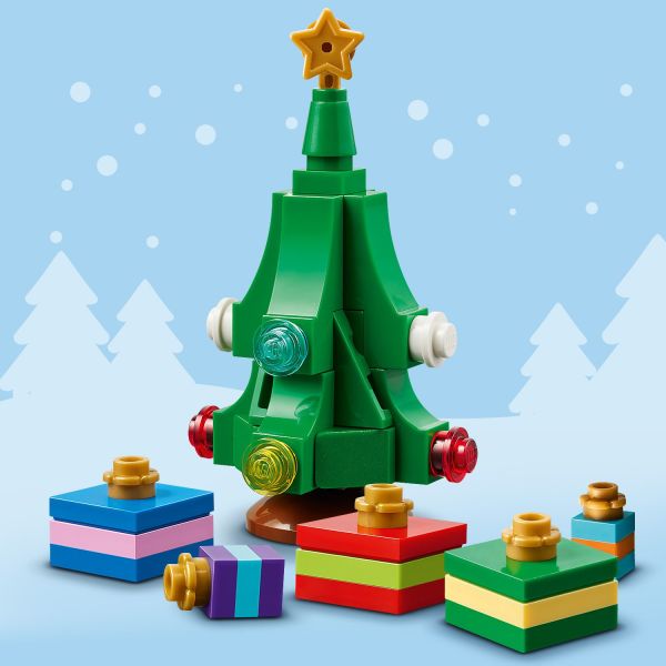 Discover a Christmas tree toy and gifts.
