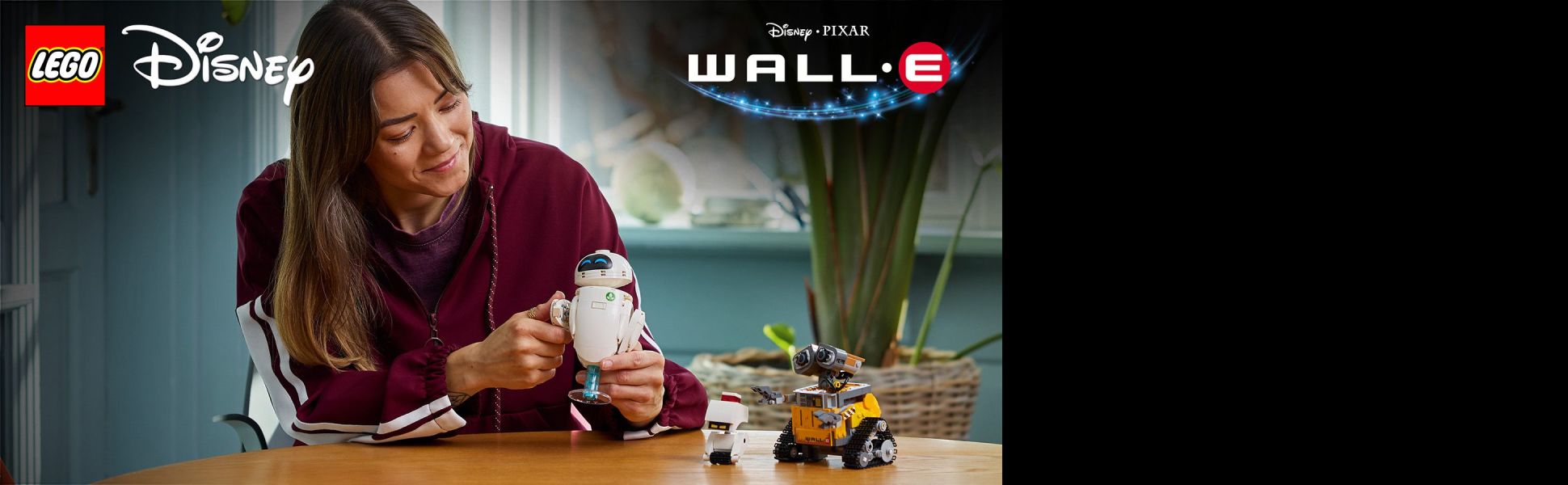 Indulge your love of the Disney and Pixar movie WALL-E with this LEGO | Disney building set with 4 iconic characters.