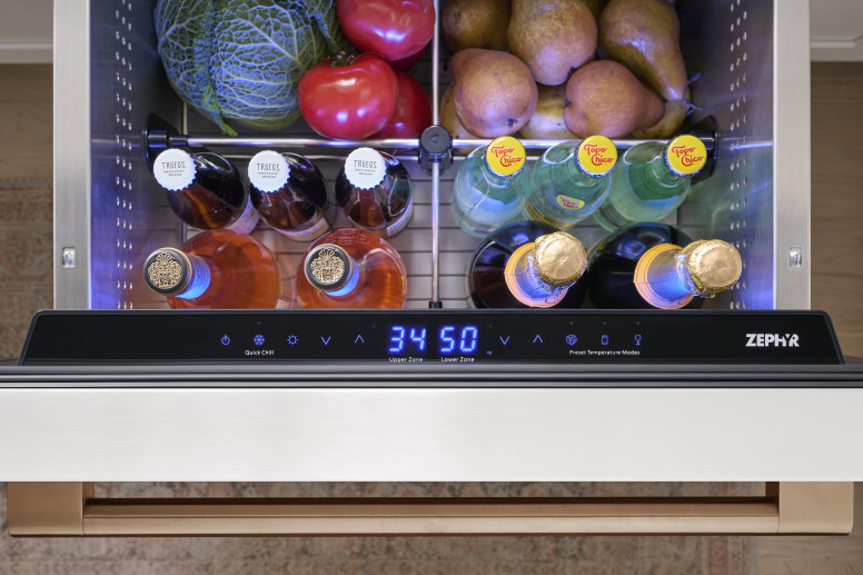 3-Color Electronic Touch Controls – a backlit control panel synchronizes with the LED lighting in Cloud White, Deep Blue, and Amber