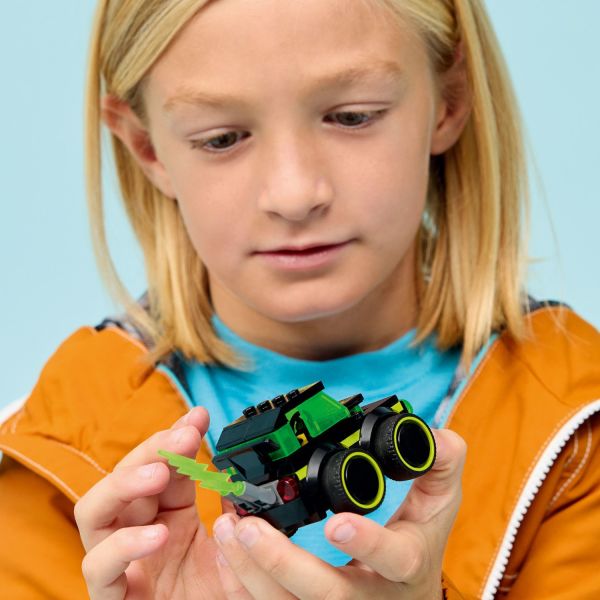 Compact size makes it perfect for fun on the go.
