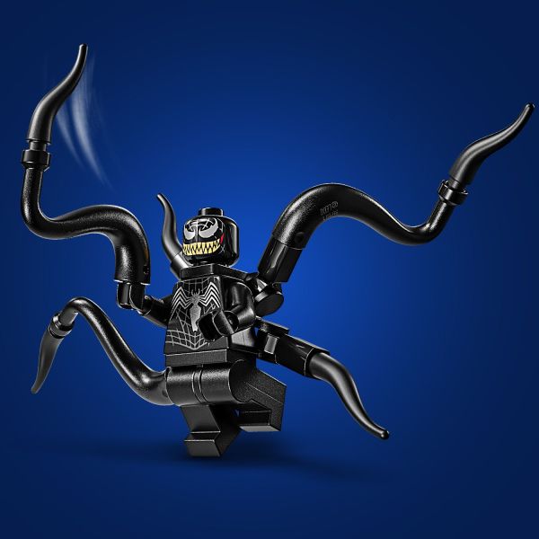 Venom is ready to strike with his 4 movable tentacles.