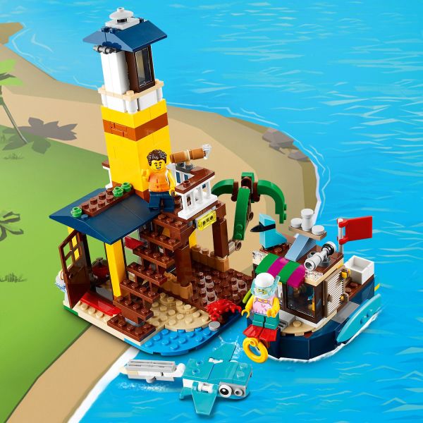 Lighthouse comes with a small boat and manta ray.