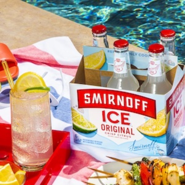 Smirnoff Ice, Malt Beverage, 23.5 fl oz Can, Peach Mango - Walmart.com
