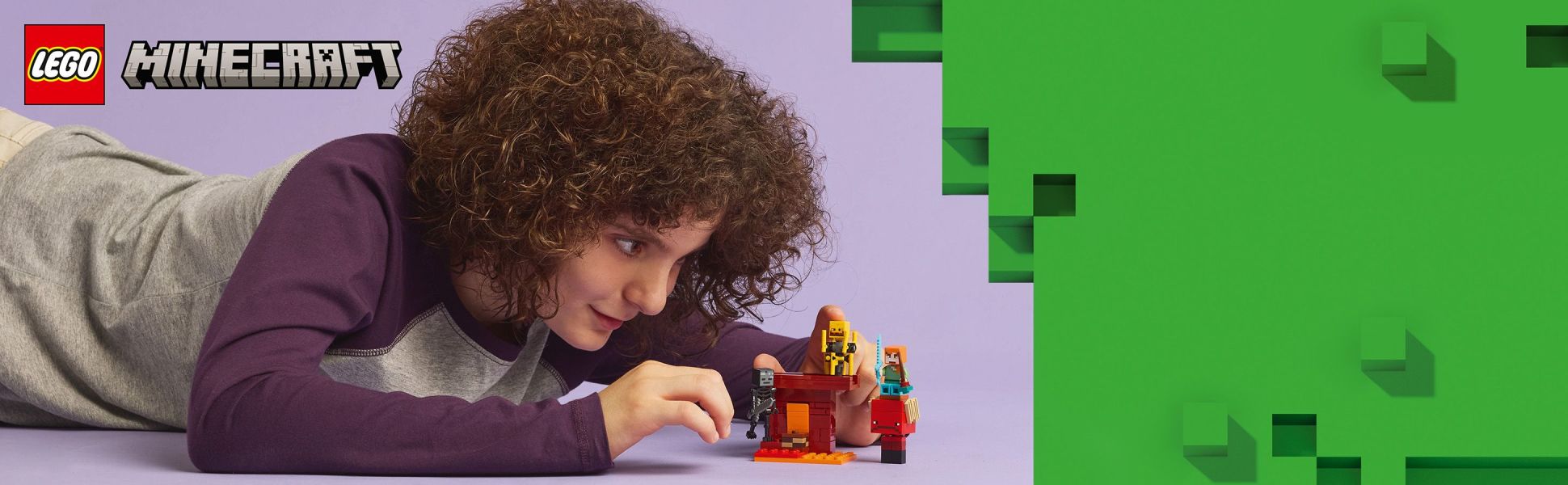This quick-to-build, fun-packed LEGO Minecraft set features 4 figures and a lava avalanche in the crimson forest.