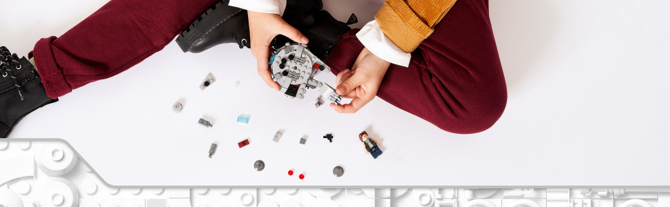 LEGO Star Wars Microfighter Millennium Falcon (75295) Modellino da  Costruire con Omino di Han Solo Idea Regalo