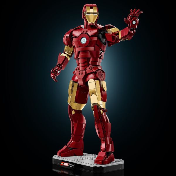 The buildable Iron Man figure comes with a minifigure version.