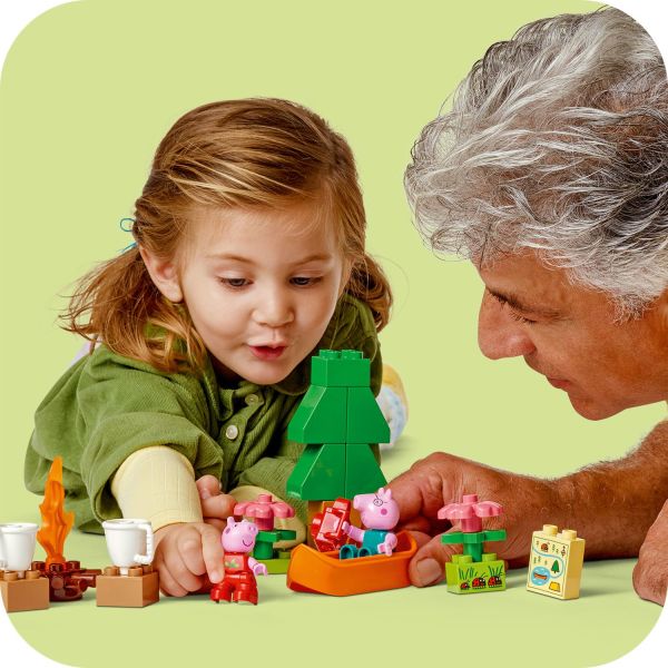 This logical-thinking toy encourages creative story-making.