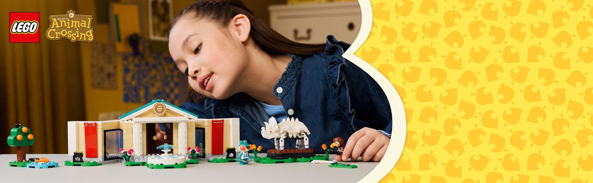 This build-and-play toy puts the fun-filled Animal Crossing museum with familiar characters and accessories into kids hands.