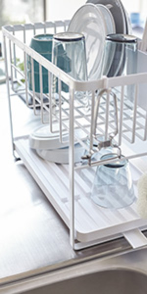 YAMAZAKI home 3108 Sink Dish Drainer Rack-Expandable Kitchen Drying  Organizer Holder, One Size, White