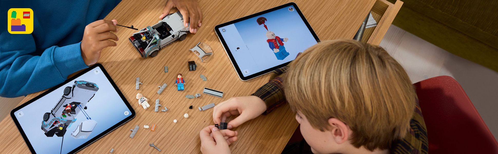 The Build Together mode in the LEGO Builder app lets your friends and family use their own devices and join the creative fun.