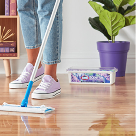 CLOROX SCENTIVA 32 oz. Scentiva Tuscan Lavender Jasmine Multi