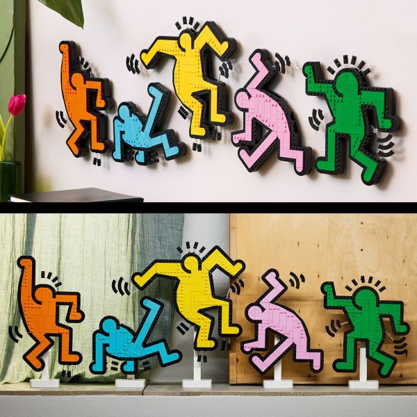 LEGO set can be hung on a wall or placed on a flat surface.