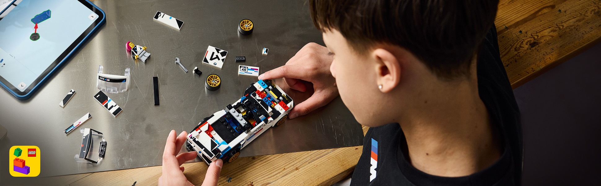 Includes interactive 3D building instructions