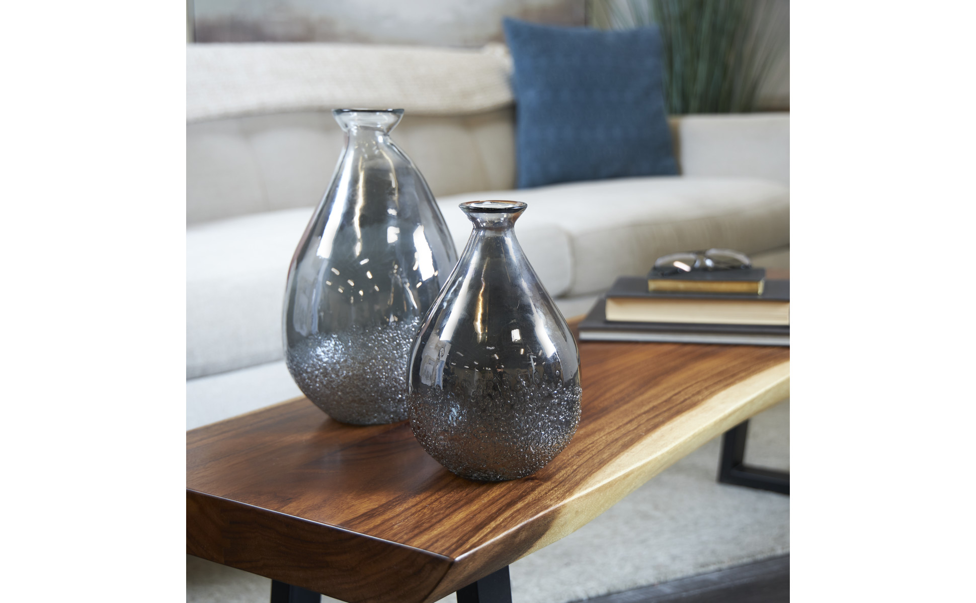 Litton Lane Gray Textured Teardrop Glass Decorative Vase (Set of 2