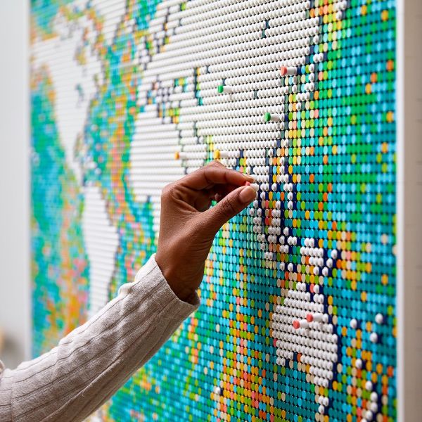 LEGO Art World Map 31203 Building Set, 11,695 Pieces, Wall Decor