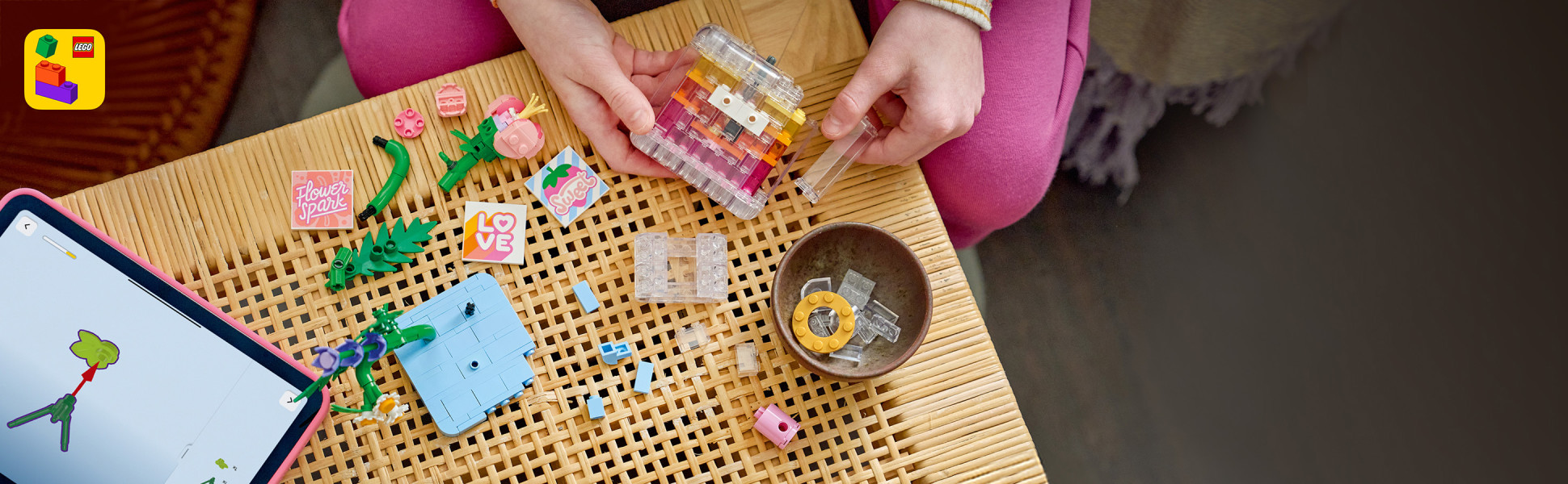 Includes interactive 3D building instructions