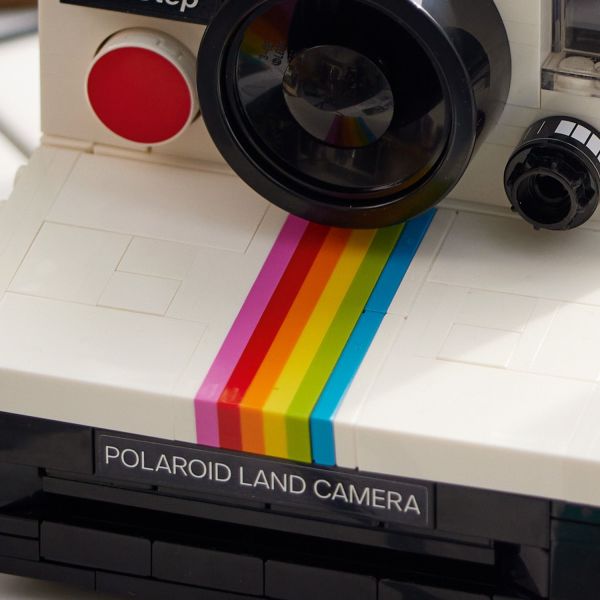 Plexiglas® display case for LEGO® Polaroid OneStep SX-70 Camera (21345)
