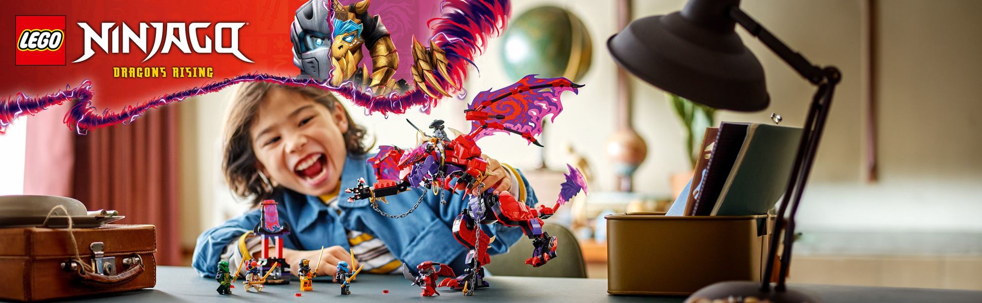 Spectacular Thunderfang Dragon of Chaos figure with a side build and 6 minifigures to play out exciting ninja action.