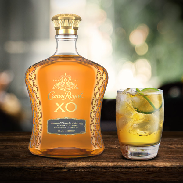 Crown Royal XO Blended Canadian Whisky, 750 mL, 40% ABV - Walmart.com