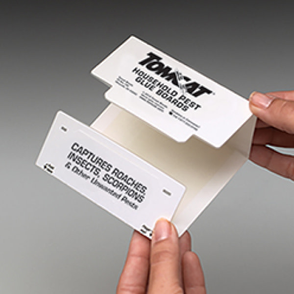 Tomcat Household Pest Glue Board Open, Flat