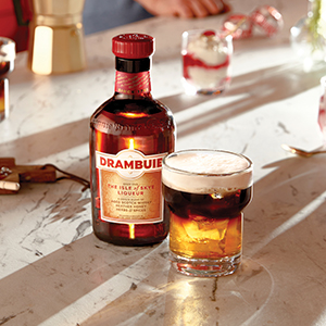 Drambuie Scotch Whisky Liqueur, 750ml Glass Bottle, 40% ABV