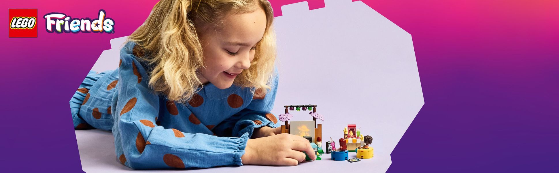 This LEGO Friends toy lets kids build a movie night scene and makes a fun gift for girls and boys aged 6 years old and up.