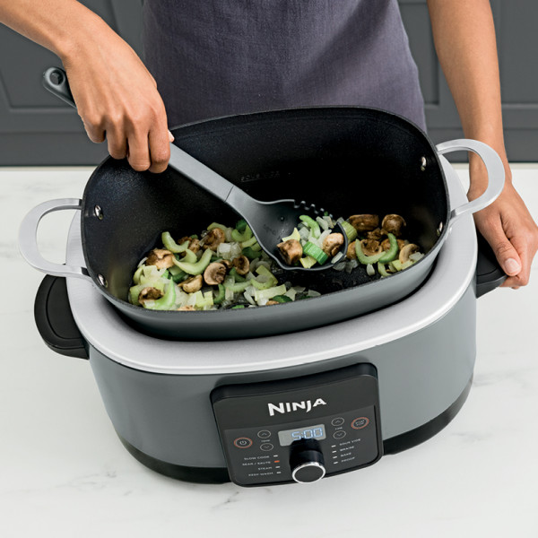 NINJA Foodi PossibleCooker PRO 8.5qt Electric Multi-Cooker with