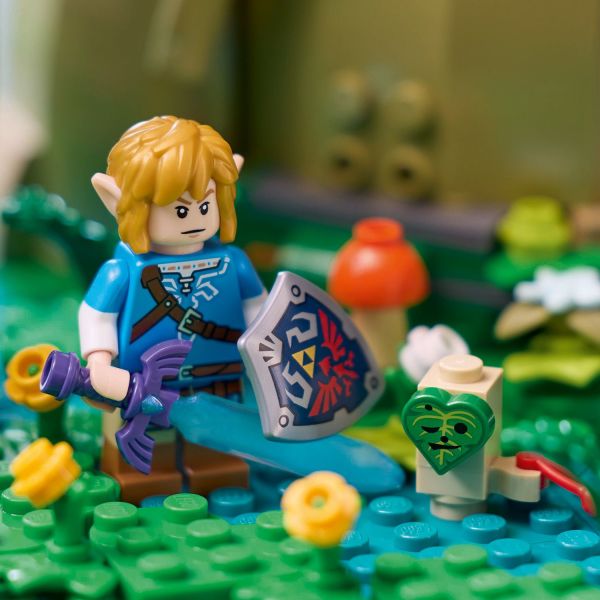 LEGO The Legend of Zelda Great Deku Tree 2in1 Building Set for