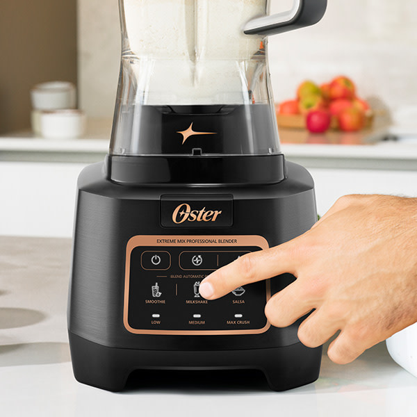 Oster, Extreme Mix Blender, 1500W High Speed, 8-Cup Auto Programs
