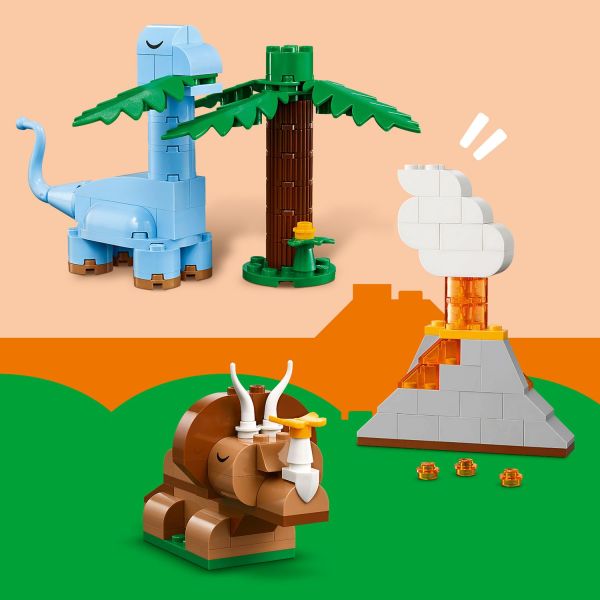 The set comes with a volcano, palm tree and accessories.