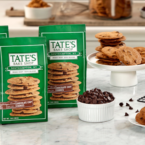 Tate's Bake Shop Ceramic Cookie Jar with Walnut Chocolate Chip Cookies