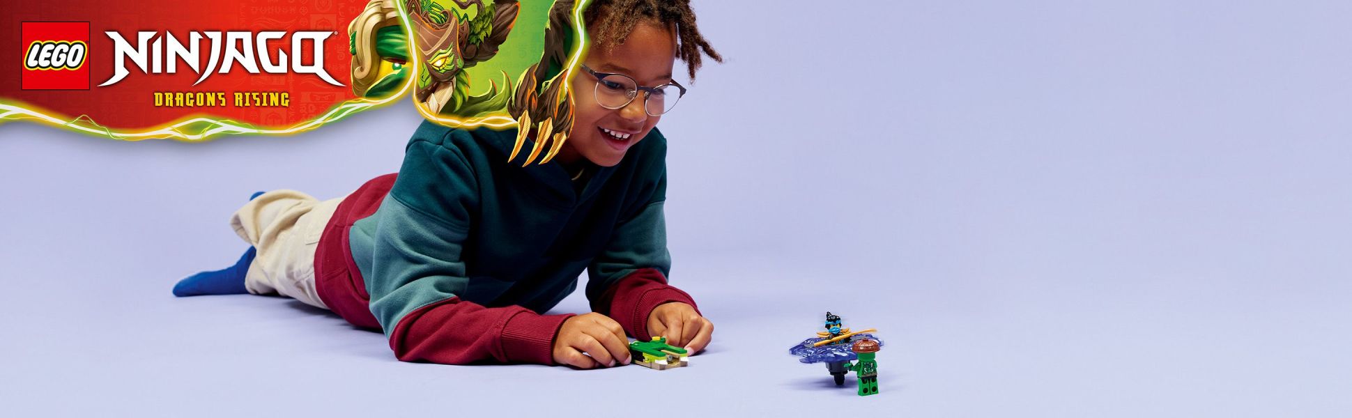 Recreate action from season 4 of the NINJAGO Dragons Rising TV show with this Nya vs. Mutation Monster playset.