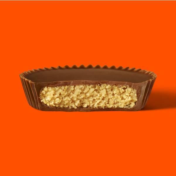 REESE'S Milk Chocolate Peanut Butter Cups Snack Size Candy Pantry Pack, 25  pieces / 13.75 oz - Baker's