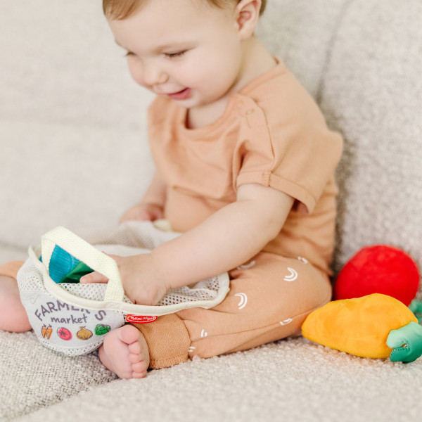 Melissa & Doug Multi-Sensory Market Basket Fill & Spill Infant Toy 