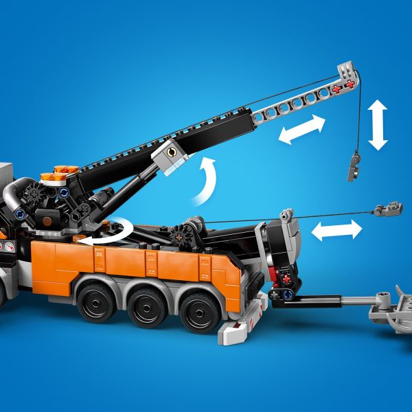 Kids use the 360° crane to winch vehicles from tough spots.
