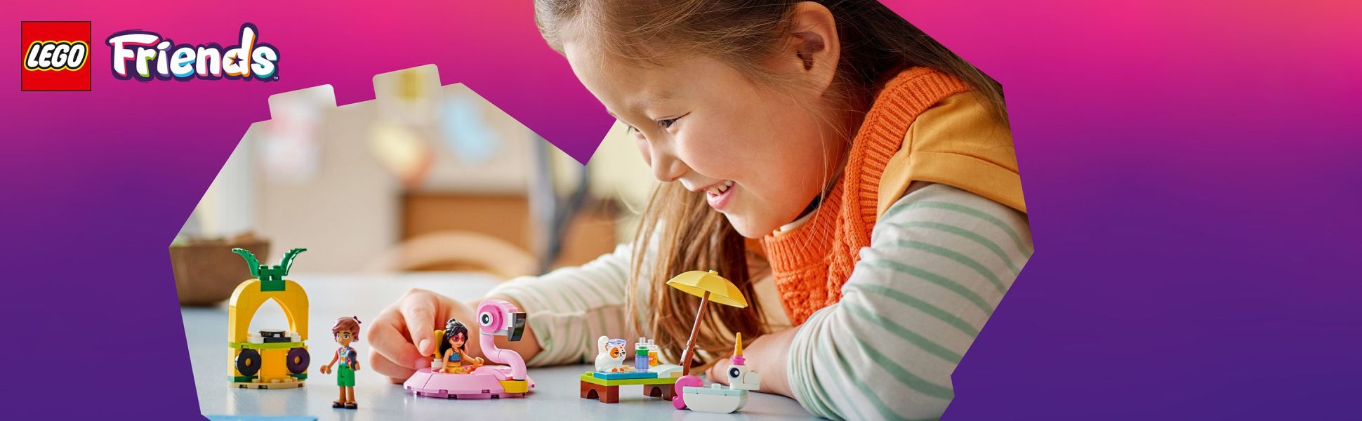 Give kids a treat with a fun toy that lets them build a pool party scene with unicorn and flamingo floaties.