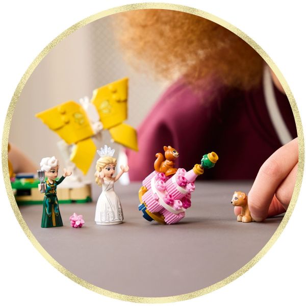 Build the wedding cake and Glinda’s bouquet from Fiyero.
