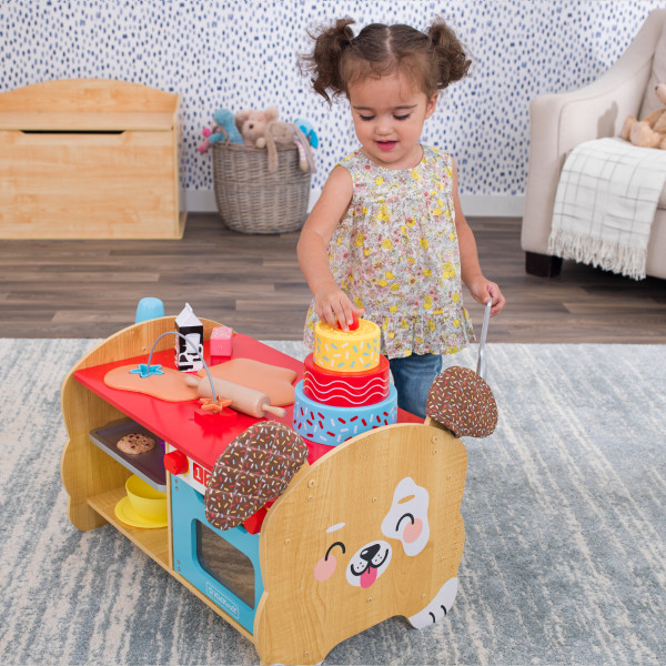 KidKraft Foody Friends: Deluxe Baking Fun Puppy Wooden Toddler Activity  Center with 42 Accessories & Reviews