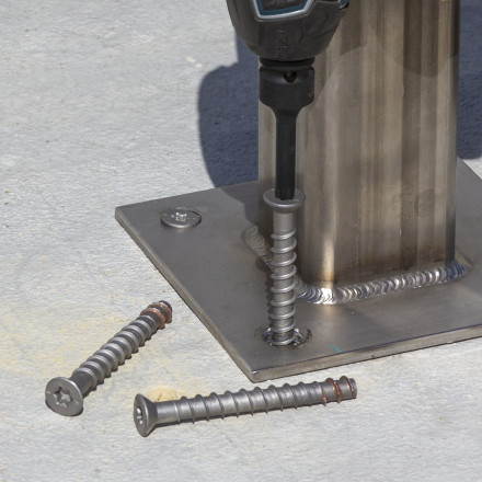 なりTeon★ Amazon.com: Simpson Strong-Tie ZMax 6 in. H x 1.69 in. W 18