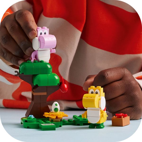 Pink Yoshi and Yellow Yoshi figures for creative role play.