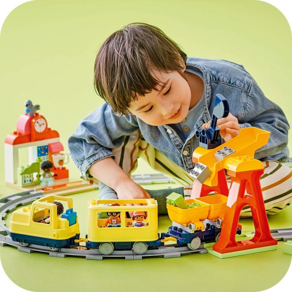 The engine can transport either cargo or passengers.