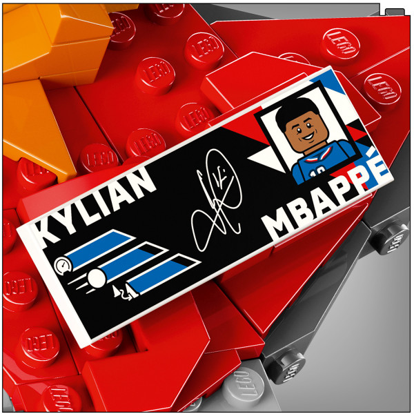 Discover a plaque featuring Kylian’s stats and signature.