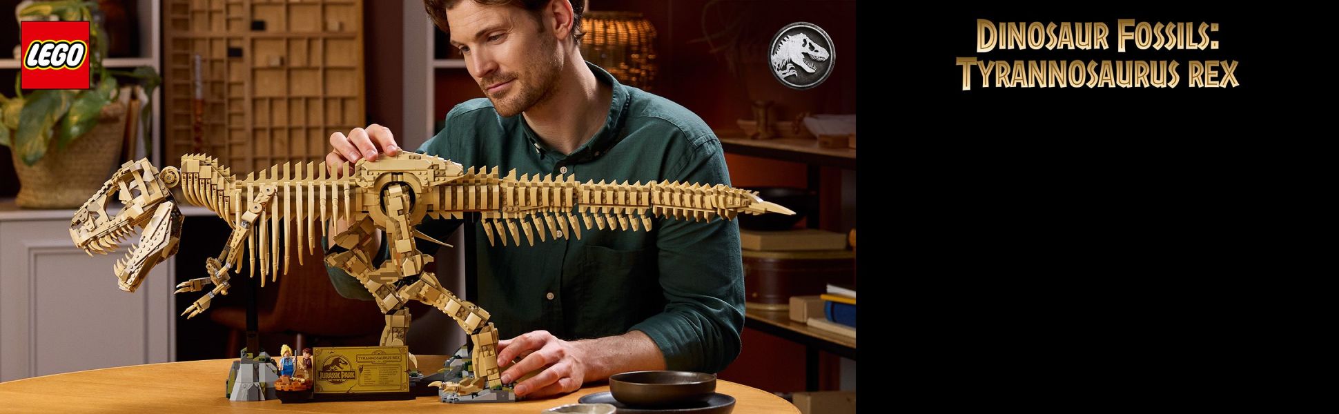 Put your passion for dinosaurs and paleontology on display with this immense, buildable LEGO T. rex skeleton with stand.
