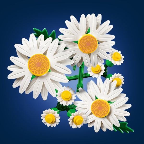 Build 3 large daisies and 2 stems of small daisies.