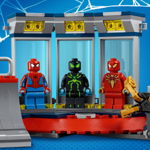 LEGO Marvel Spider-Man Attack on The Spider Lair Italy