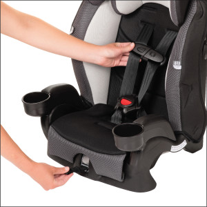 Evenflo Chase Sport Harnessed Booster Car Seat, Jayden 18x18.5x29.5 Inch  (Pack of 1)
