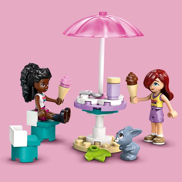 Young builders can act out fun friendship stories.