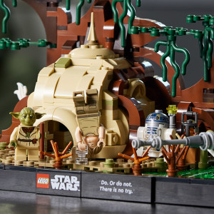 LEGO Star Wars Dagobah Jedi Training Diorama 75330 by LEGO Systems Inc.