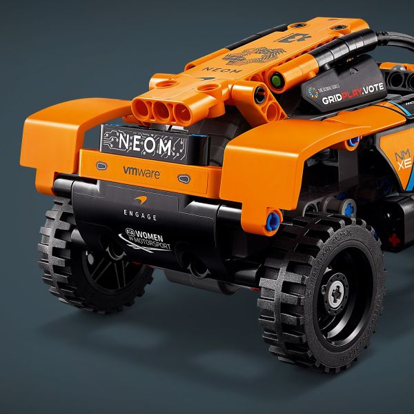 LEGO Technic NEOM McLaren Extreme E Race Car, Off-Road Pull LEGO Technic NEOM McLaren Extreme E Race Car, Off-Road Pull